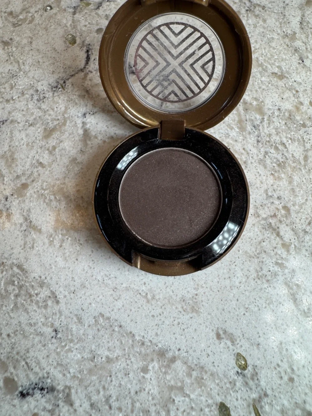 MAC Cosmetics pre owned